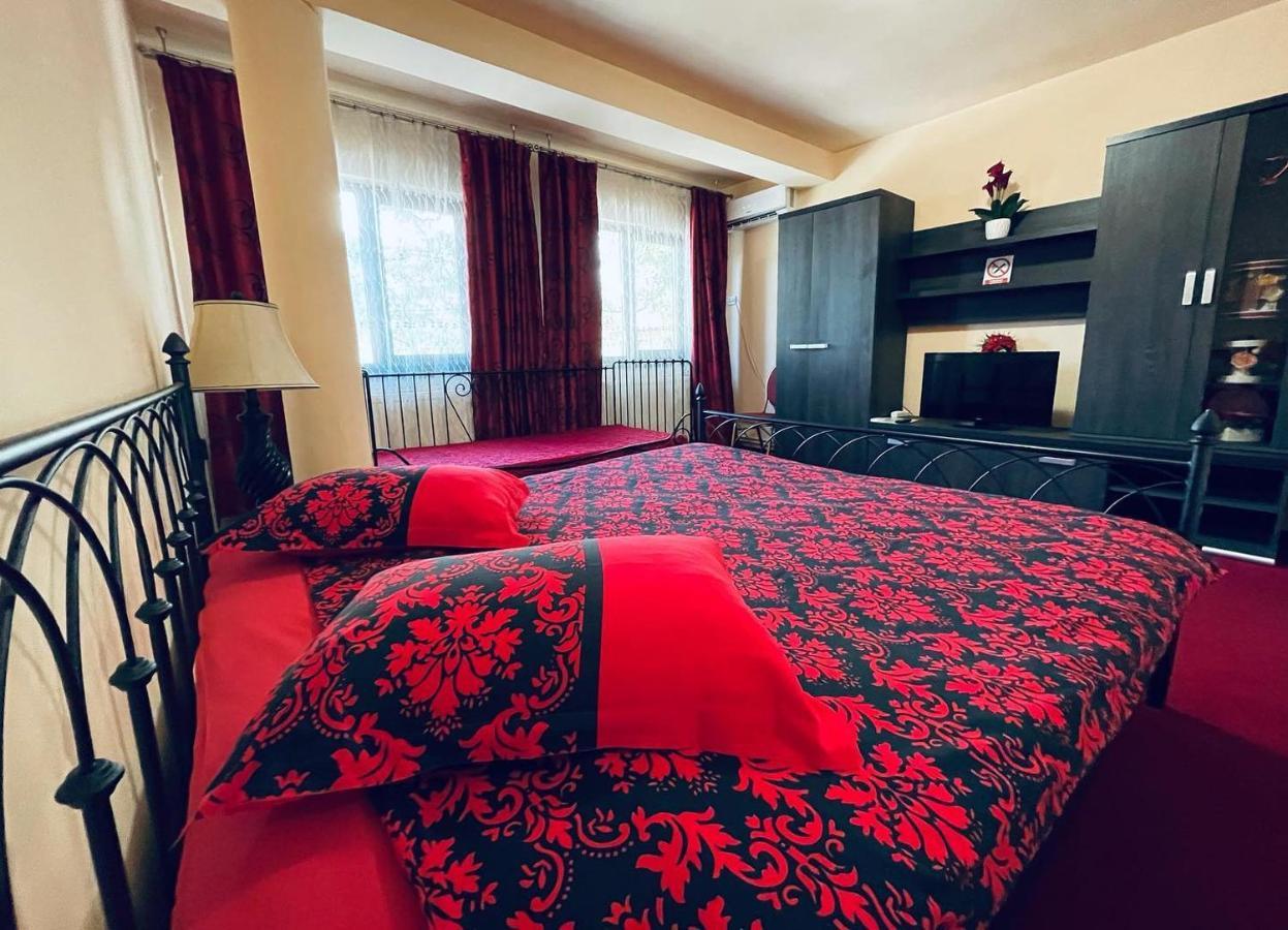 Pensiunea Texas Self Check-in Guest house *