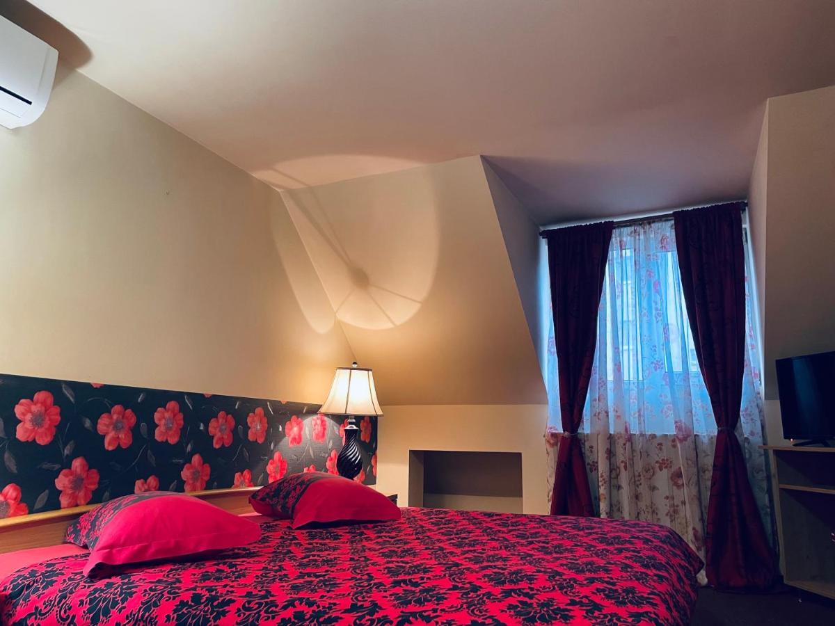 Pensiunea Texas Self Check-in Guest house